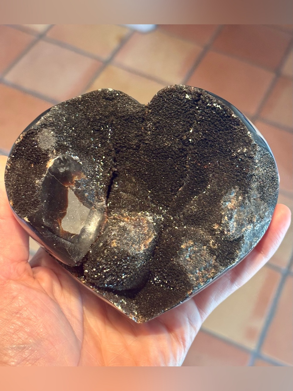 🐉 🖤 HUGE Black Septarian Crystal Heart w Druzy 900g (~2 lbs!)